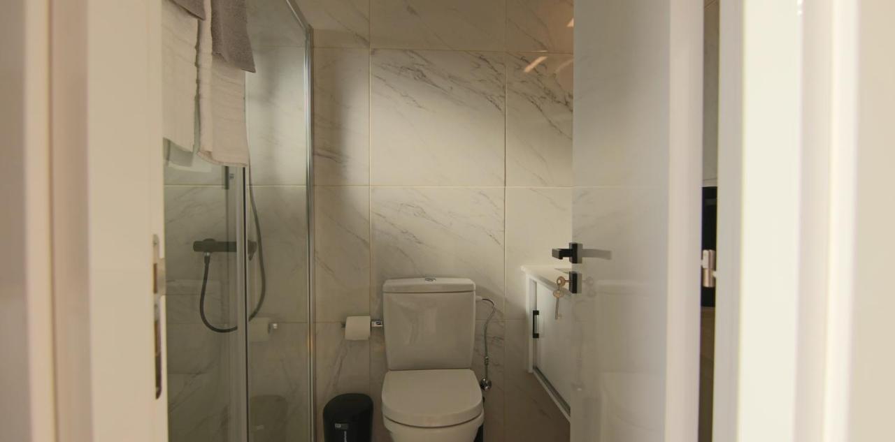 Phaedrus Living Seaside Luxury Flat Athina 109 Апартаменти Пафос